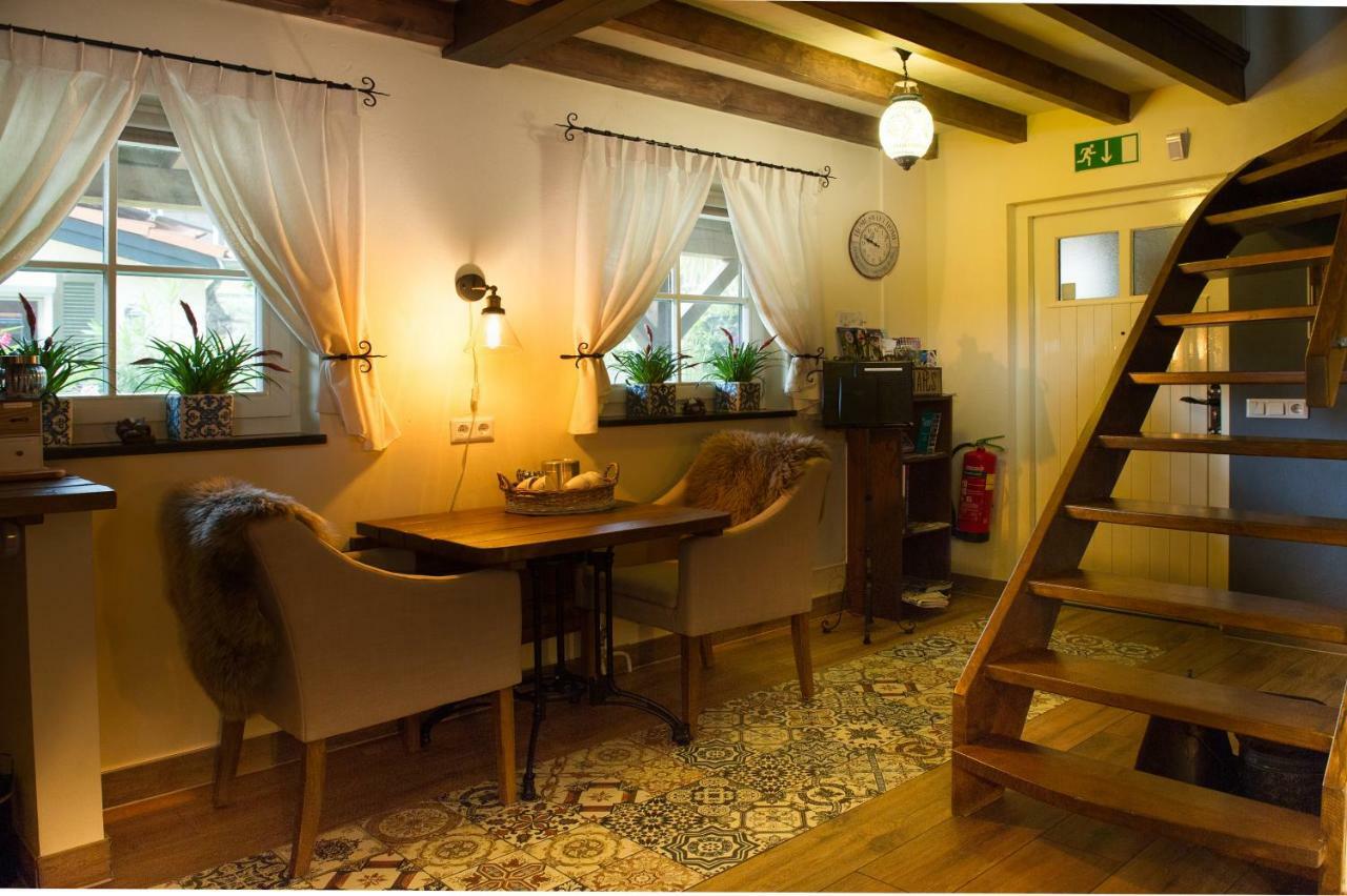 Bed And Breakfast Piekoo Belloo Weert Exterior foto